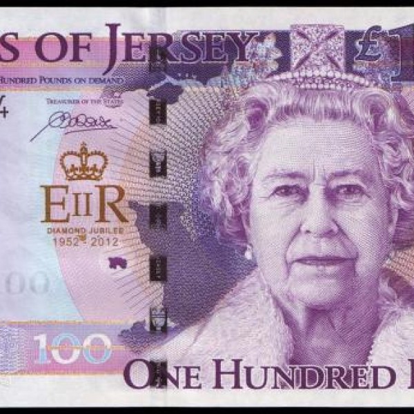 78 évesen Jersey 100 fontos bankjegyén